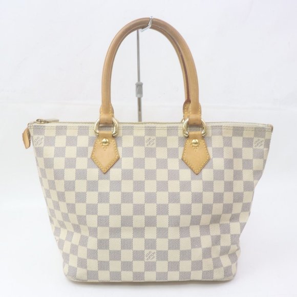 Louis Vuitton Handbags - Auth Louis Vuitton Saleya Pm Hand Bag #15085L35